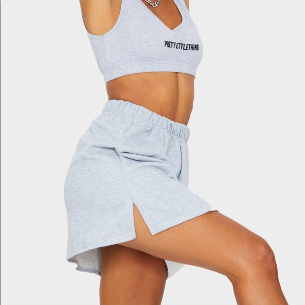 PRETTY LITTLE THING Grey Split Hem Mini Skirt